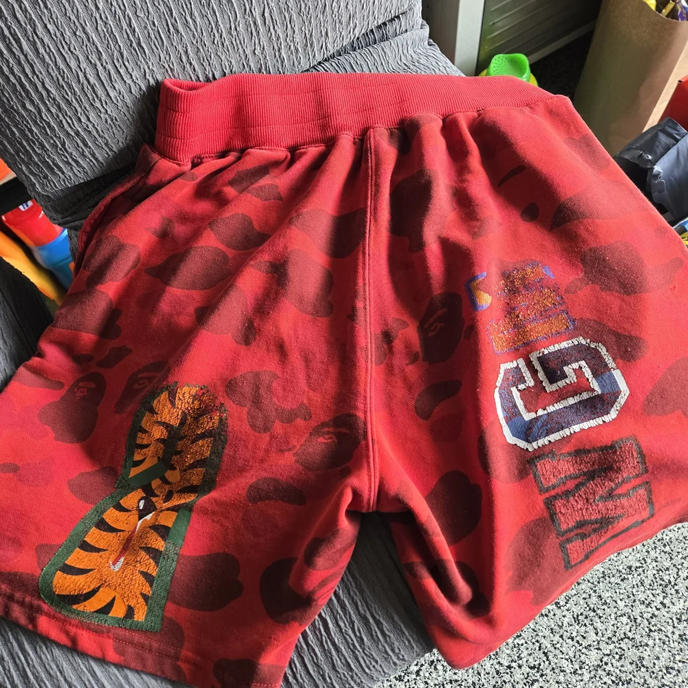 A BATHING APE Shorts - Picture 3 of 3